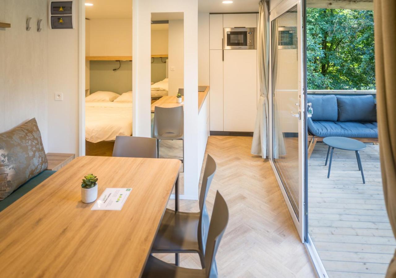 Отель Urban Gardens Ieper Экстерьер фото